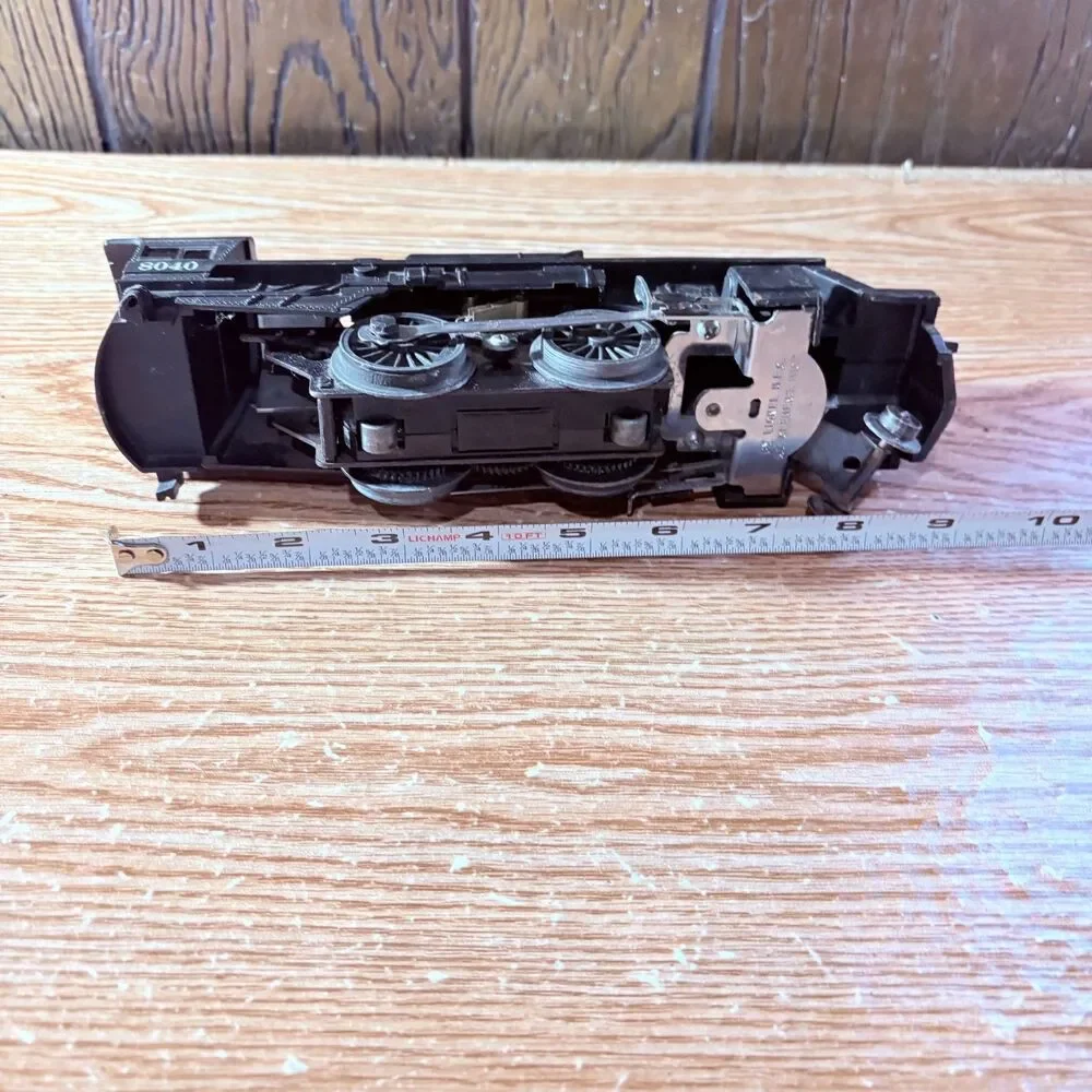 Lionel 8040 Seam Locomotive Train Engine Untested Black Metal